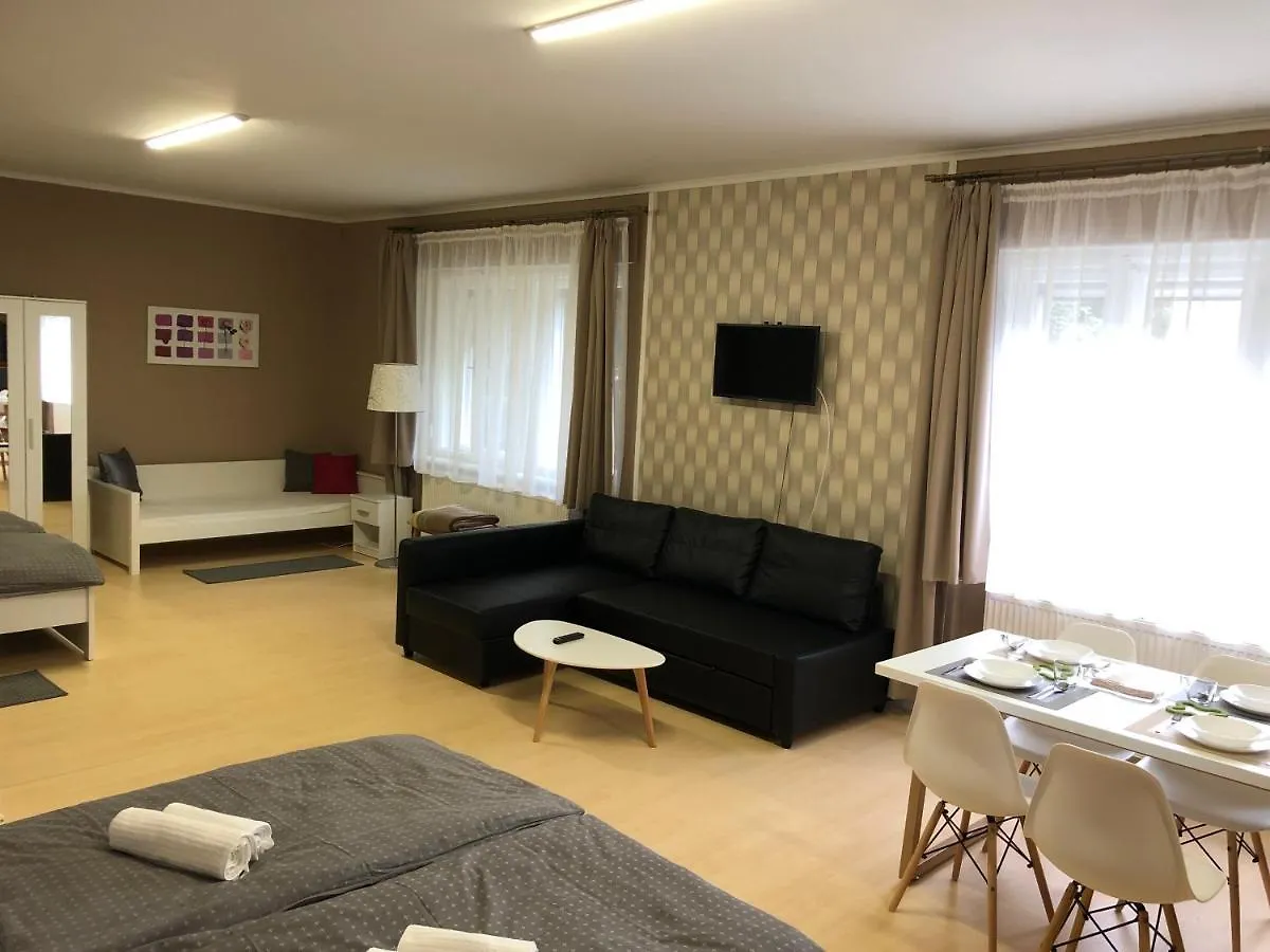 Arkad Apartmanhaz Szeged Apartment
