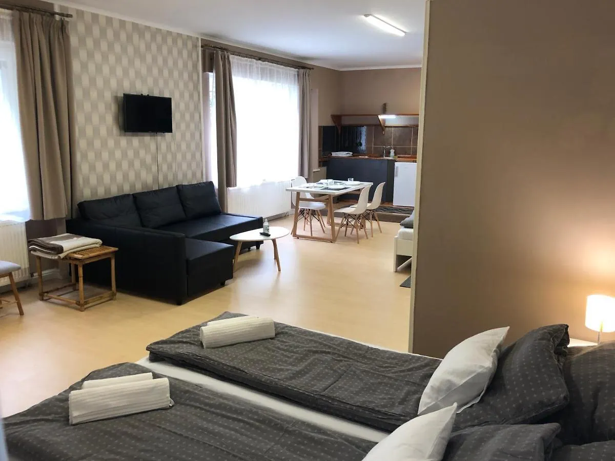 Arkad Apartmanhaz Szeged Apartment