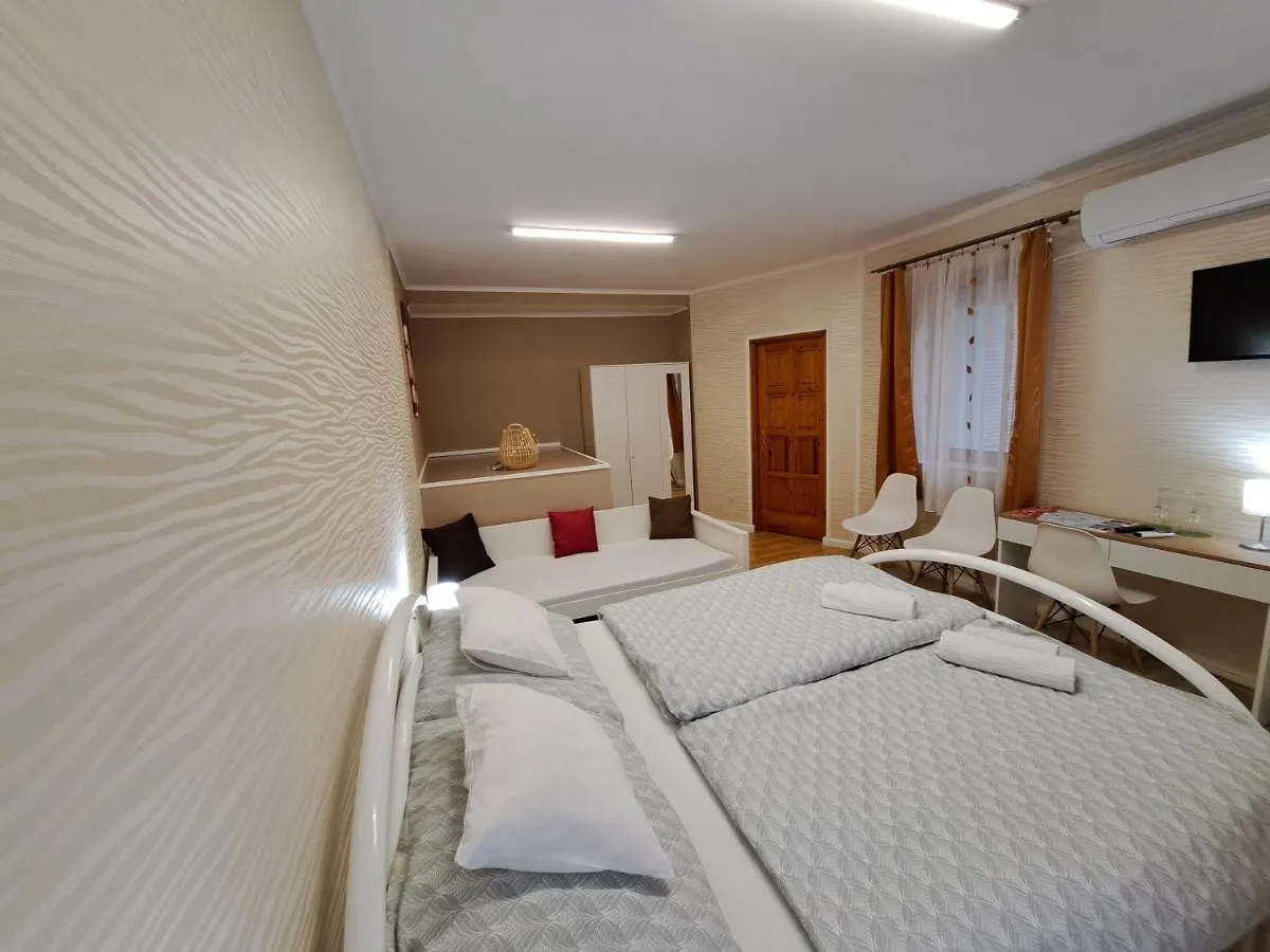 Arkad Apartmanhaz Szeged Apartment
